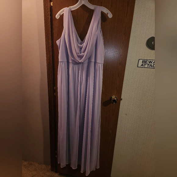 David's Bridal Size 24 Iris/Lavender Long Bridesmaid Dress with Cowl Neck Back - Picture 15 of 16